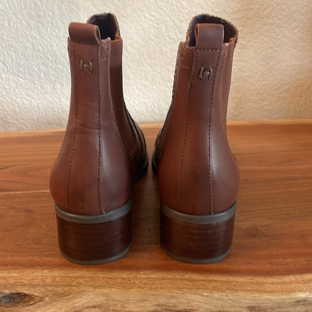 Tommy Hilfiger brown leather boots. Kamala style. - Picture 7 of 8